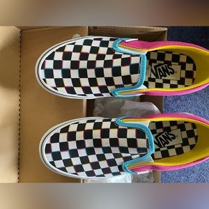 New vans slip on crazy checker